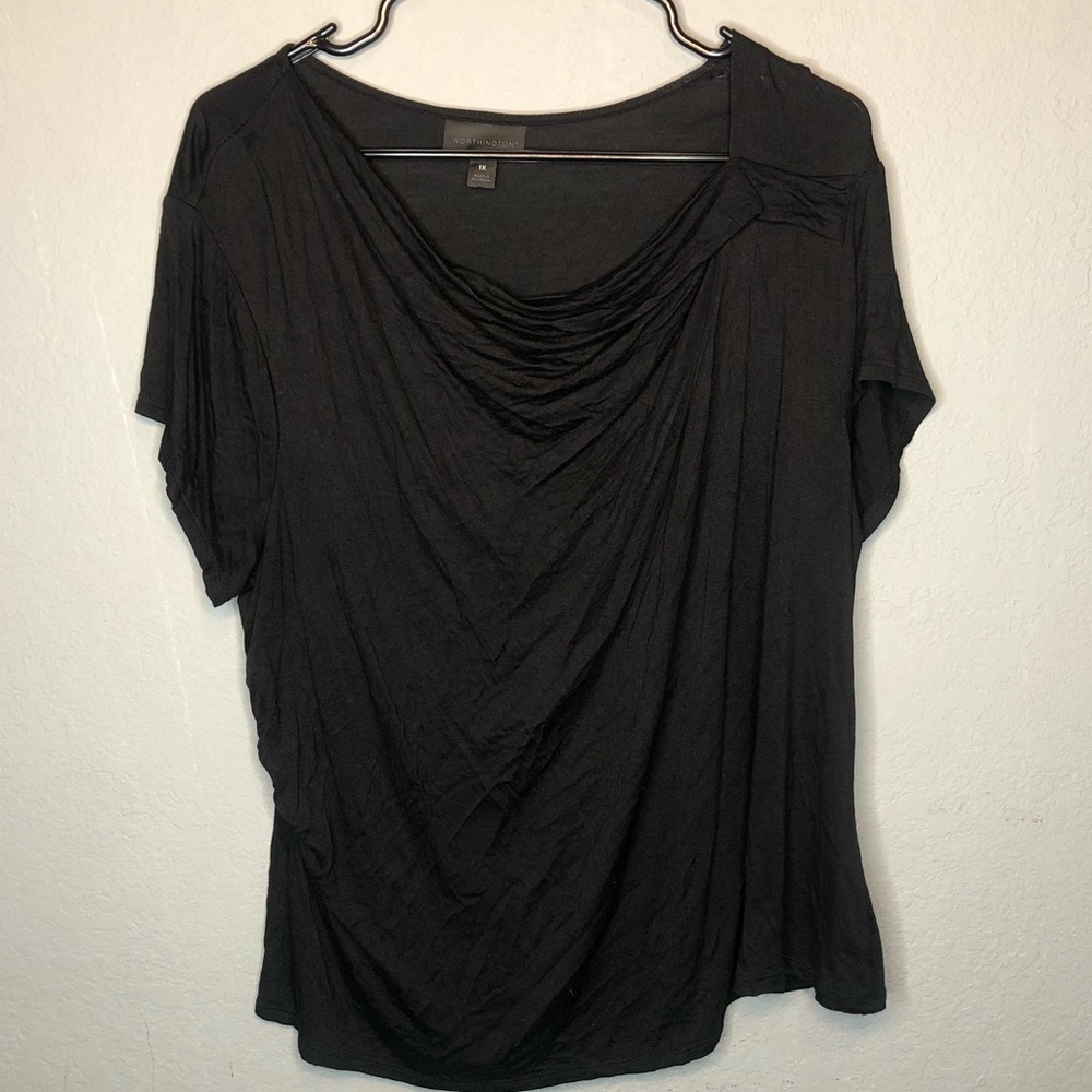 Black shirt